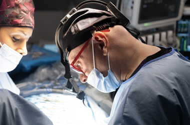 Cirugía plástica por el Dr., Manuel Fajardo